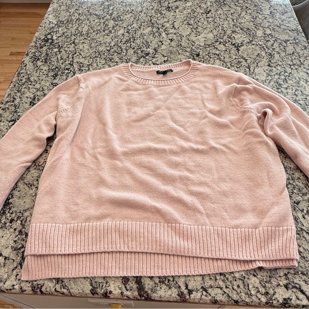 Banana Republic Soft Pink Crew Neck Sweater